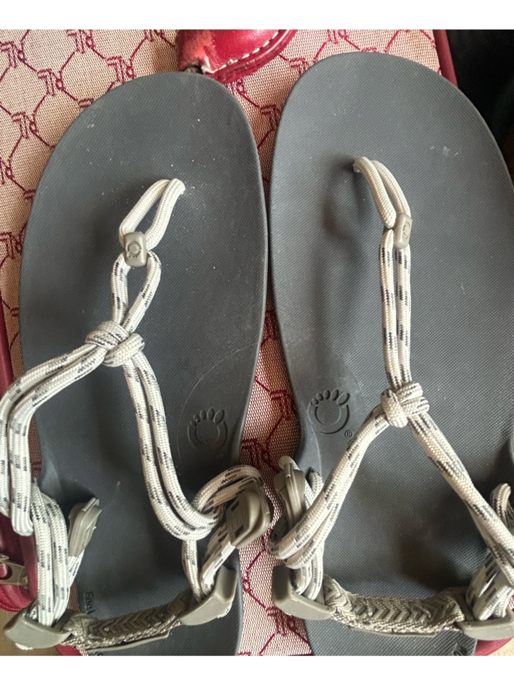 Xero Shoes Genesis Barefoot Sandals Mens Size 7 Womens Size 8 Gray On Gray